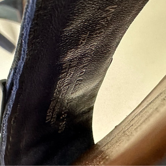 Tory Burch Gabrielle Suede Block Heel Sandal Royal Navy 8 1/2 - Picture 11 of 11